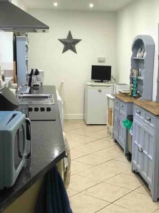 Lilly'S Cottage, Filey, Sleeps 8 Экстерьер фото